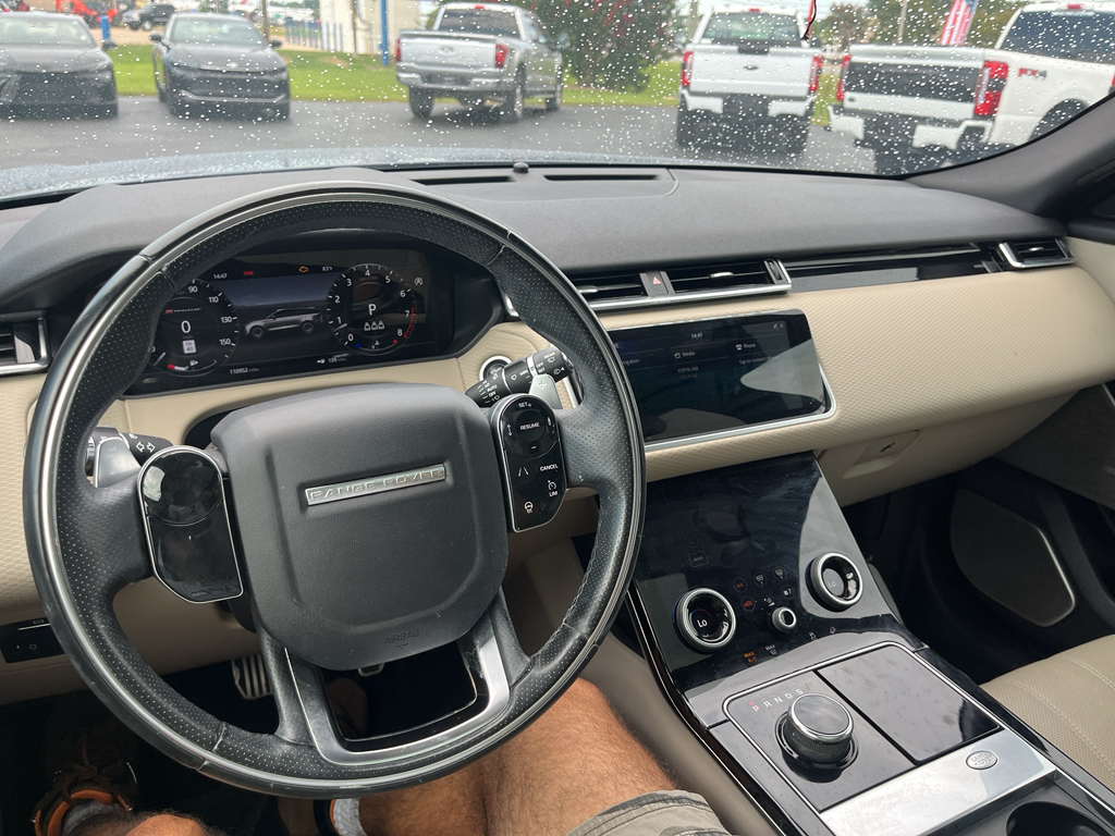 2019 Land Rover Range Rover Velar representative vehicle photo