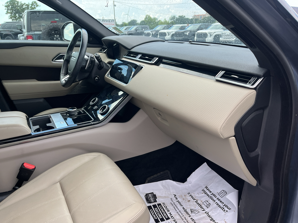 2019 Land Rover Range Rover Velar representative vehicle photo