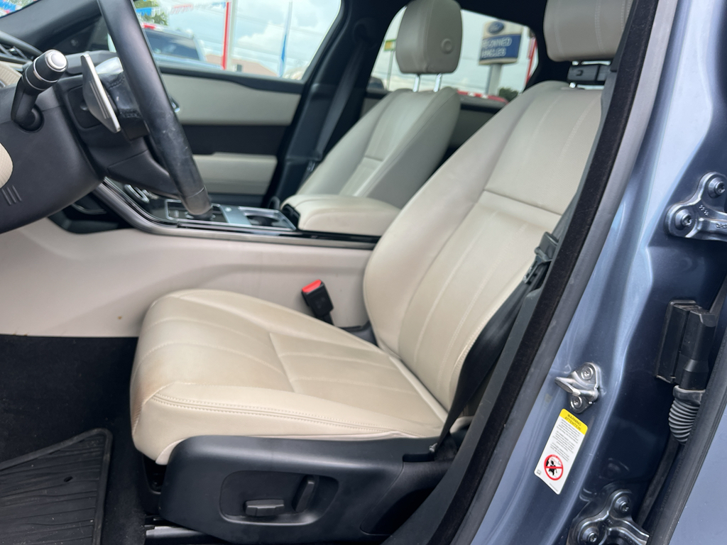 2019 Land Rover Range Rover Velar representative vehicle photo