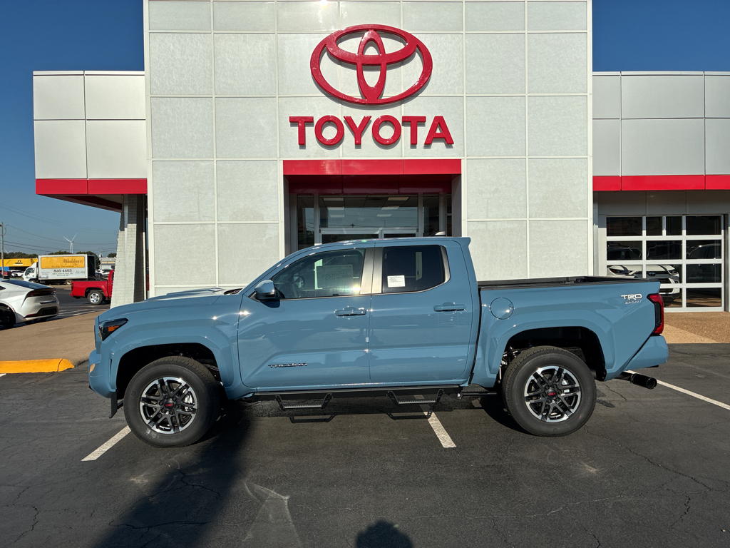 2026 Toyota Tacoma TRD Sport photo 1
