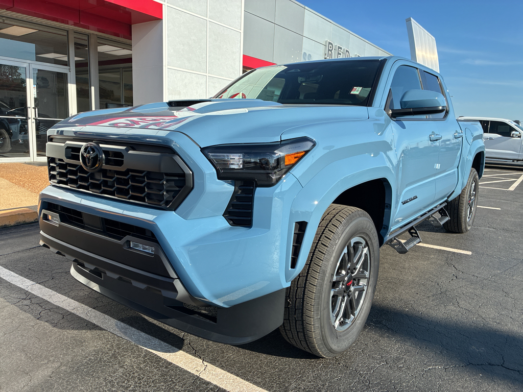 2026 Toyota Tacoma TRD Sport photo 2