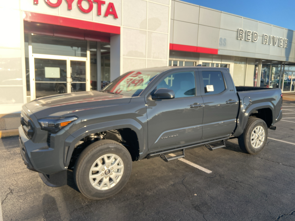 2026 Toyota Tacoma SR5 photo 1