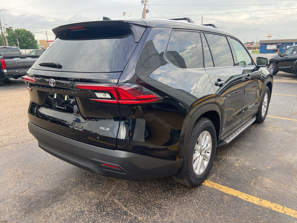 2026 Toyota Grand Highlander XLE photo 5
