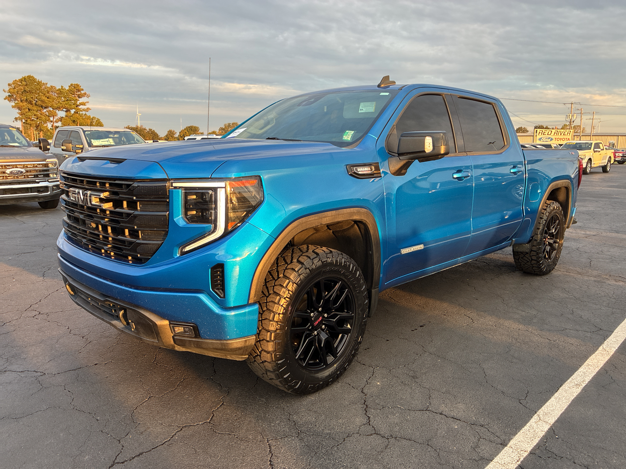 2022 GMC Sierra Elevation photo 1