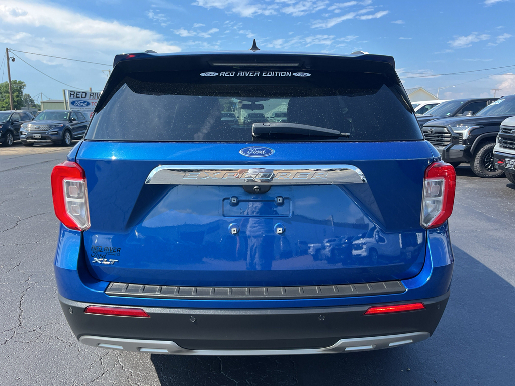 2021 Ford Explorer representative vehicle photo