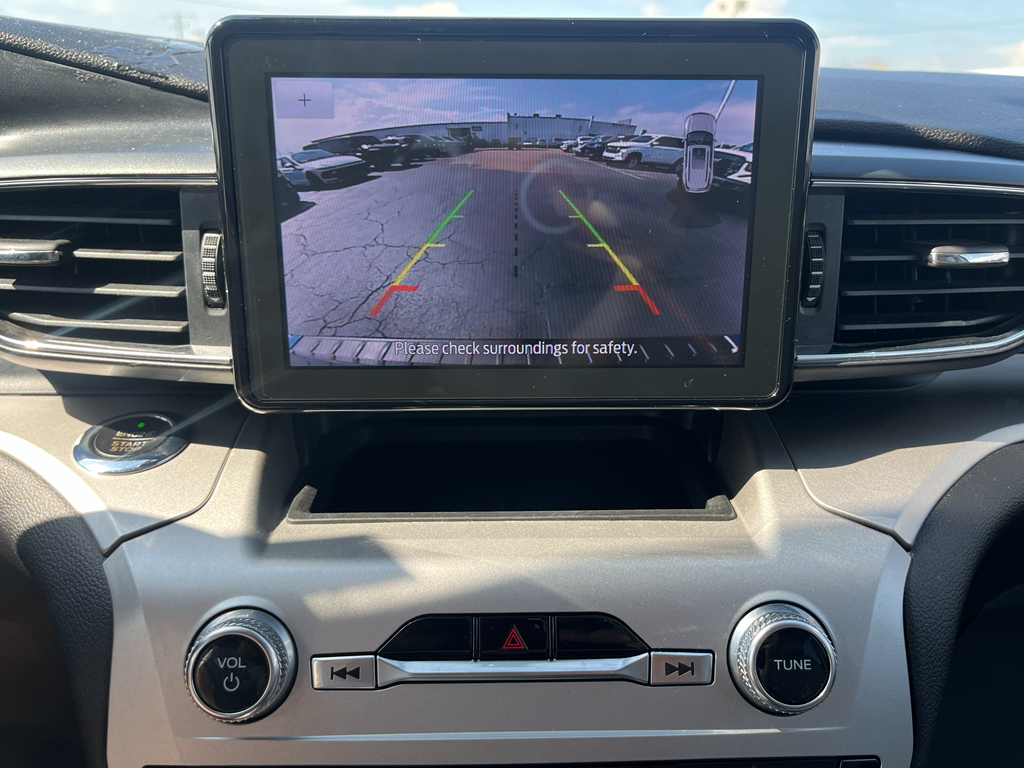2021 Ford Explorer representative vehicle photo