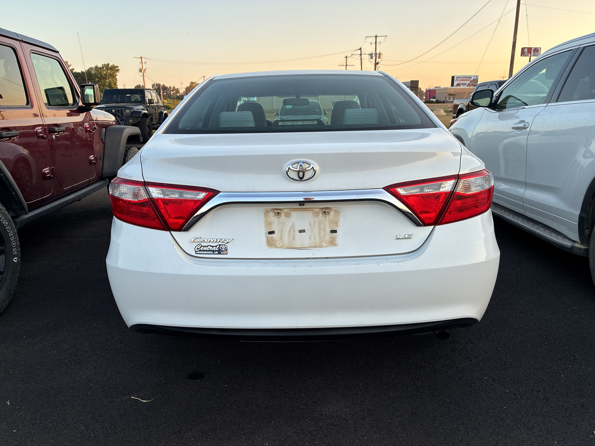 2017 Toyota Camry LE photo 3