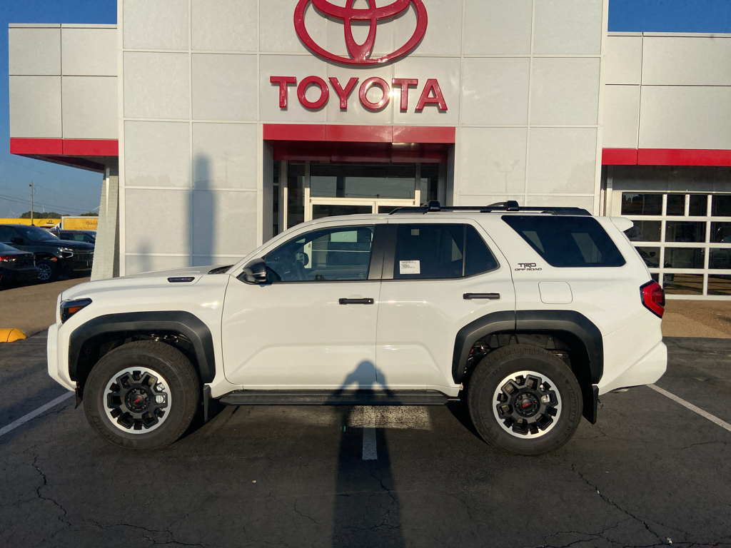 2026 Toyota 4Runner Hybrid Hybrid TRD Off Road Premium photo 2