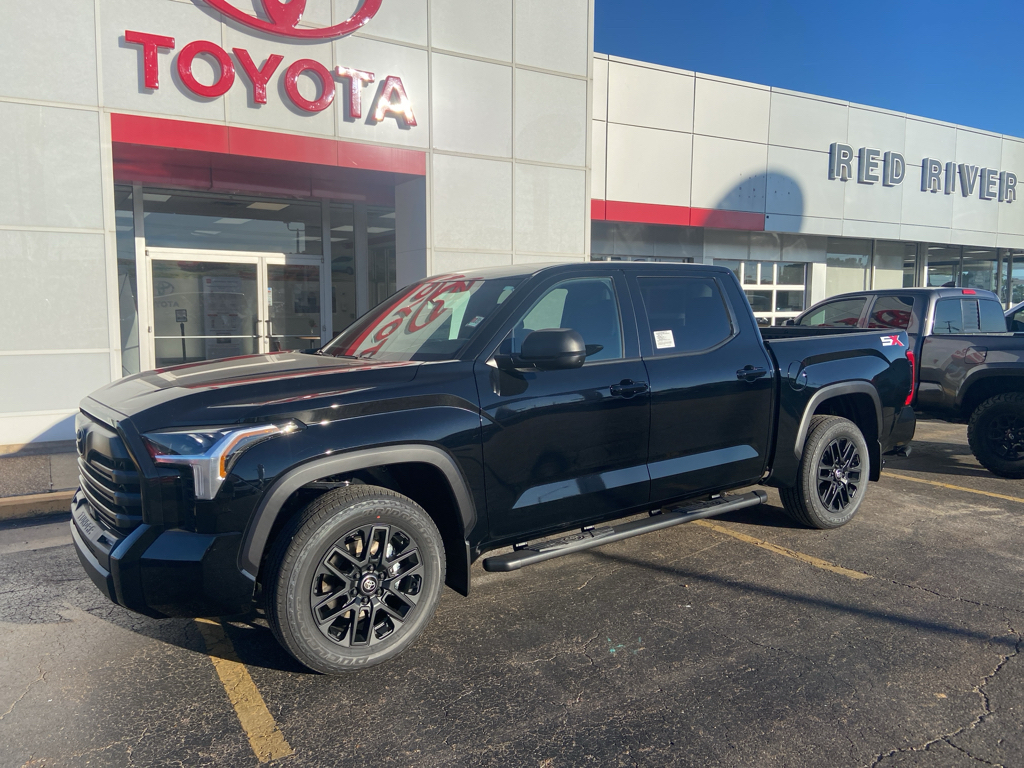 2026 Toyota Tundra SR5 CrewMax 5.5' Bed's photo