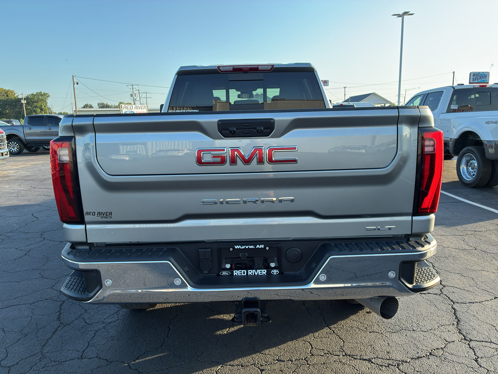 2025 GMC Sierra SLT photo 6