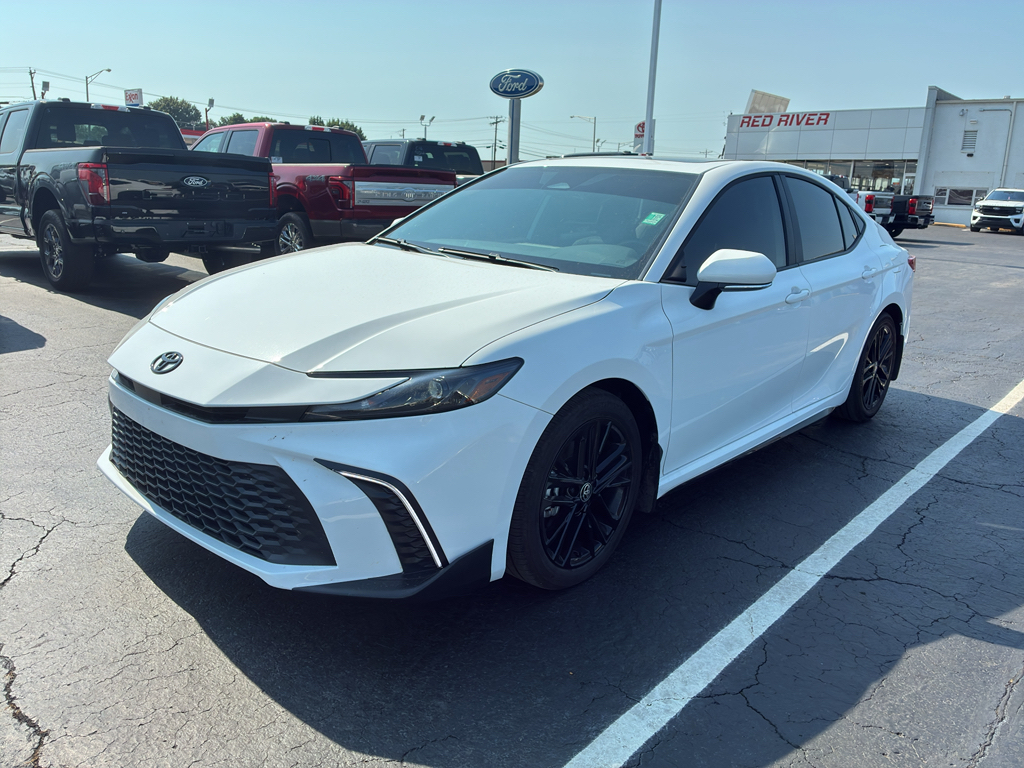2026 Toyota Camry Hybrid SE photo 1