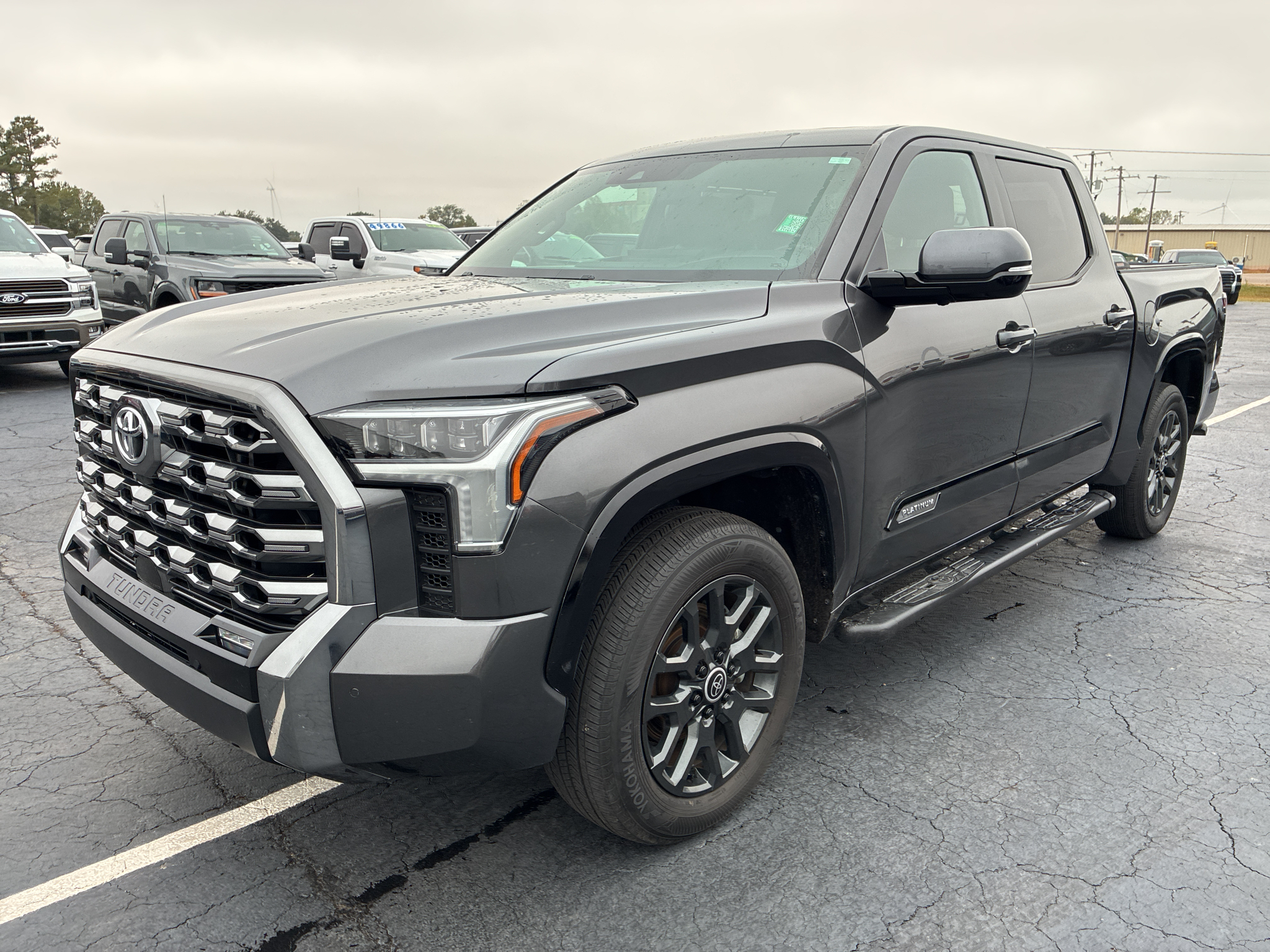 2024 Toyota Tundra Platinum photo 1
