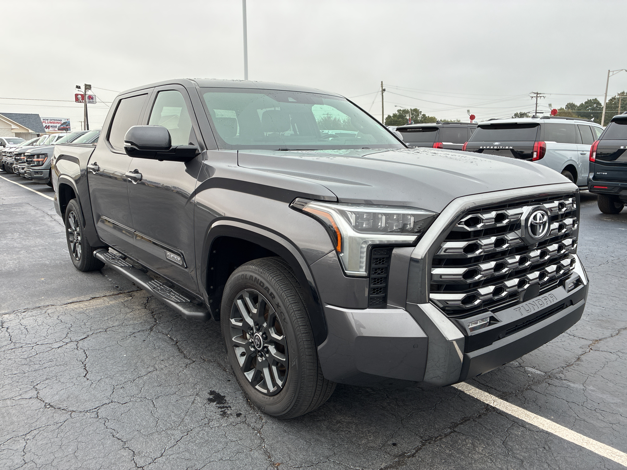 2024 Toyota Tundra Platinum photo 3