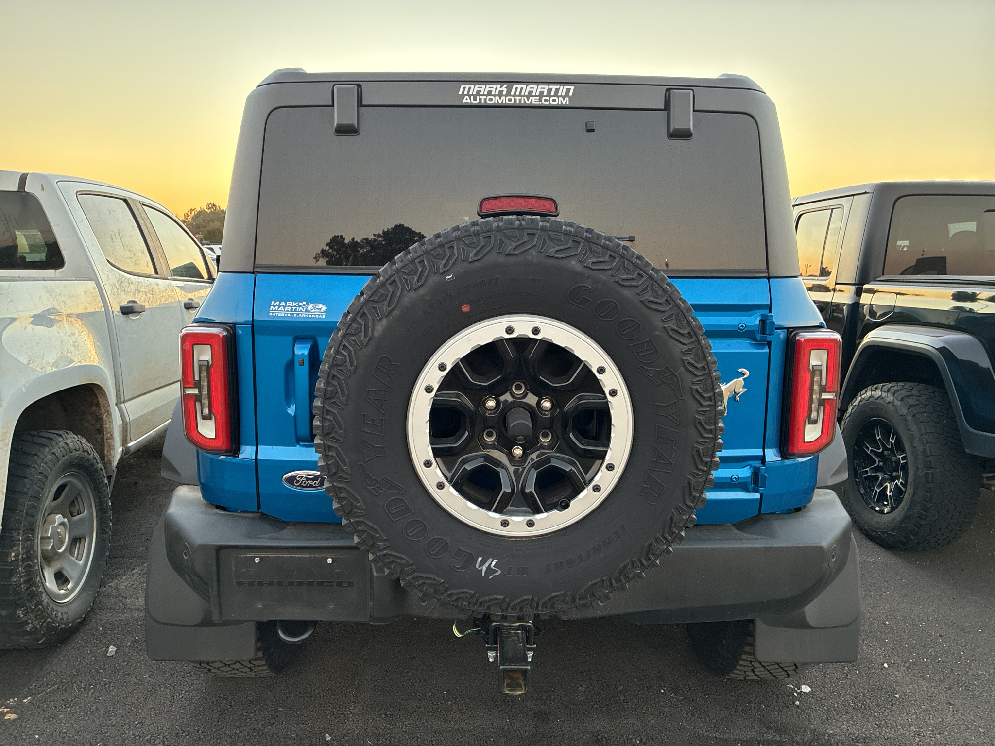 2024 Ford Bronco Outer Banks photo 4