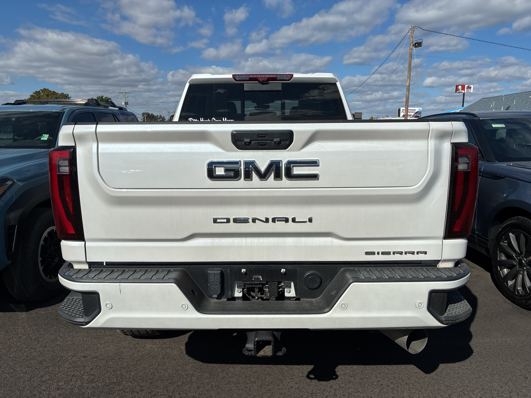 2025 GMC Sierra Denali Ultimate photo 3
