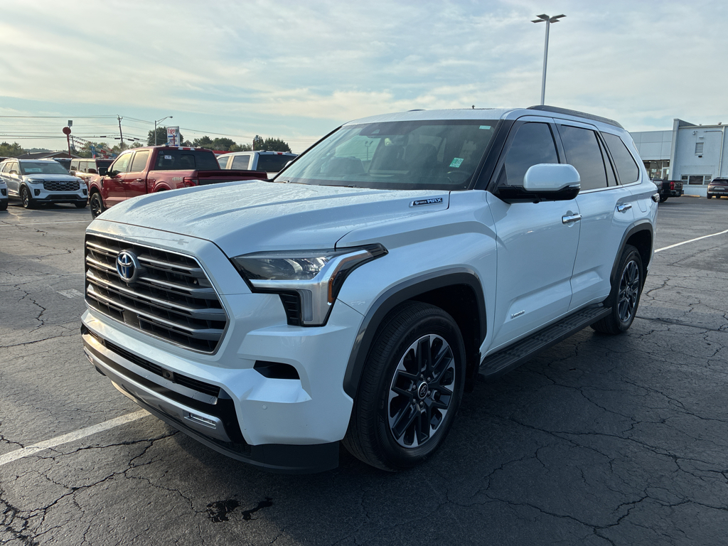 2023 Toyota Sequoia Limited photo 1