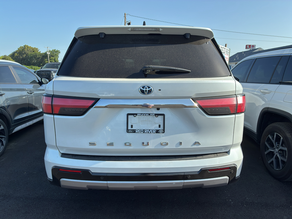 2023 Toyota Sequoia Limited photo 3