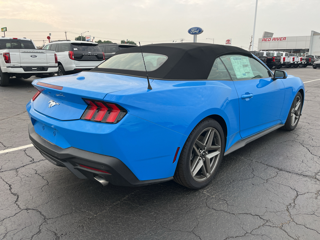 2026 Ford Mustang EcoBoost Premium photo 5