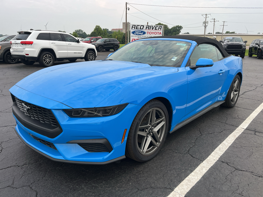 2026 Ford Mustang EcoBoost Premium photo 1