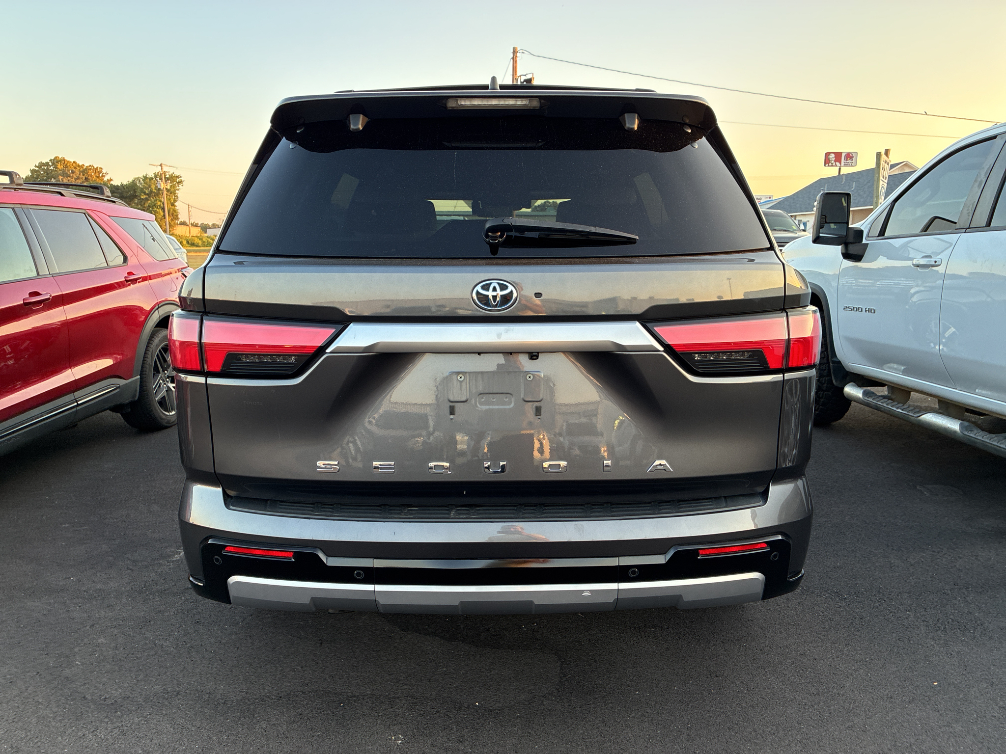 2023 Toyota Sequoia Capstone photo 3