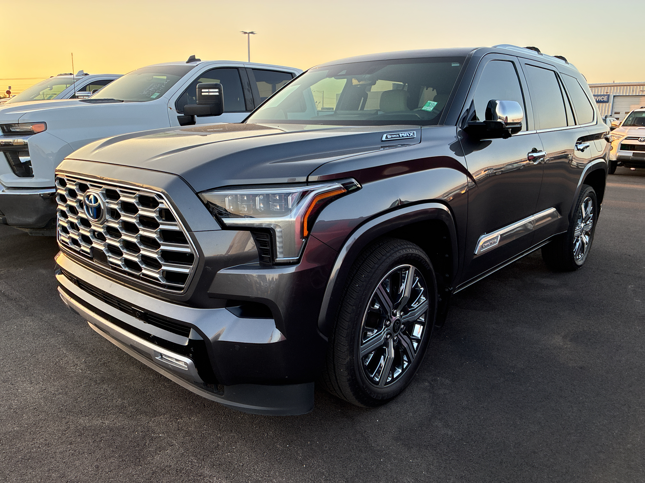 2023 Toyota Sequoia Capstone photo 1