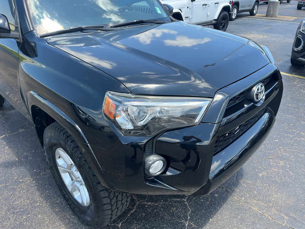 2019 Toyota 4Runner representative vehicle photo