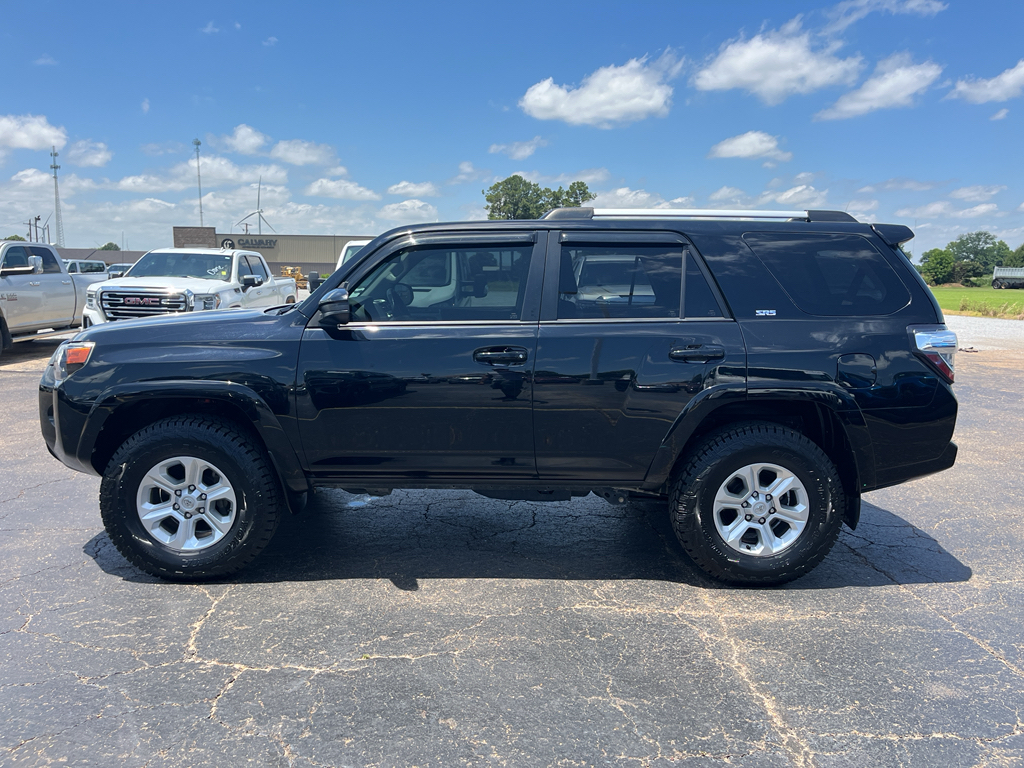 2019 Toyota 4Runner representative vehicle photo
