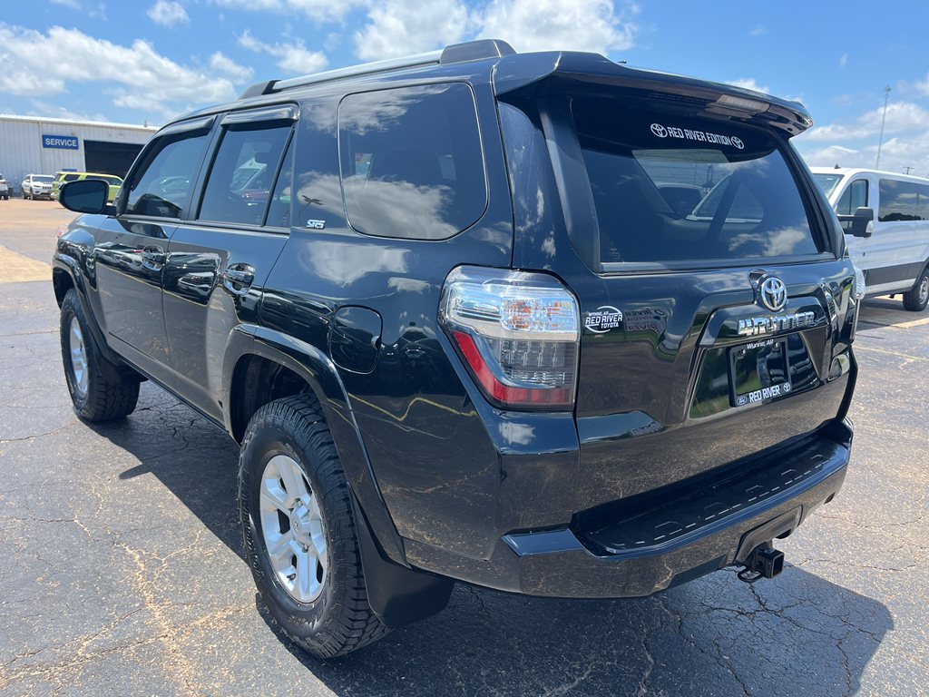 2019 Toyota 4Runner representative vehicle photo