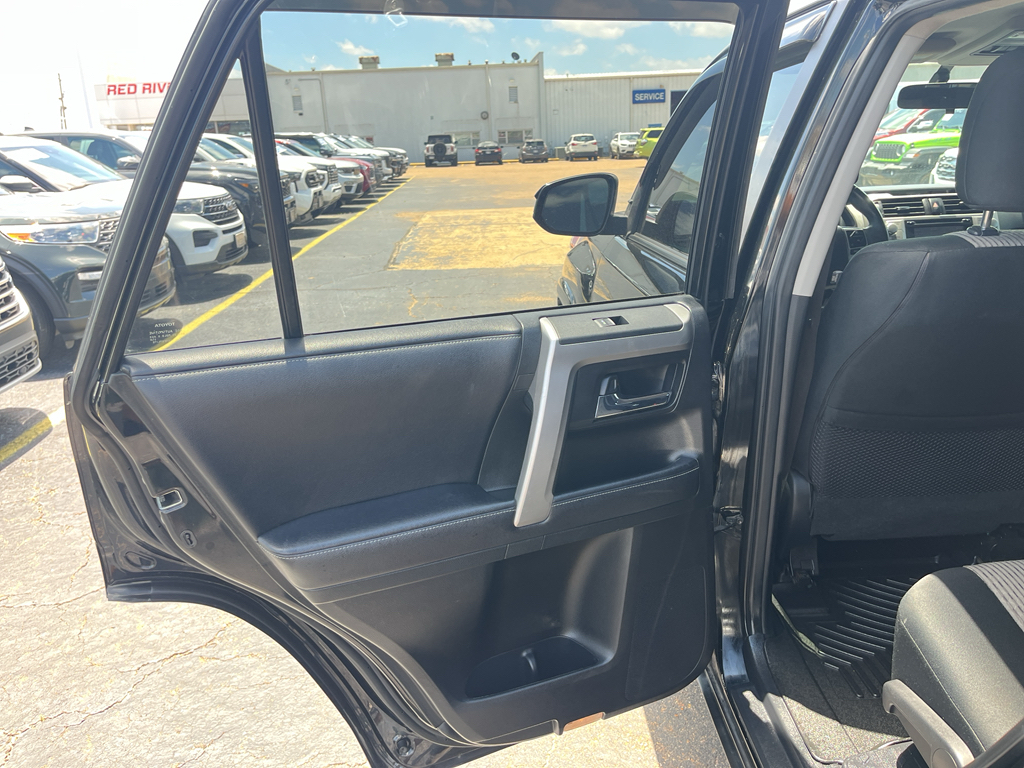 2019 Toyota 4Runner representative vehicle photo