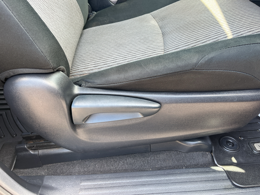 2019 Toyota 4Runner representative vehicle photo