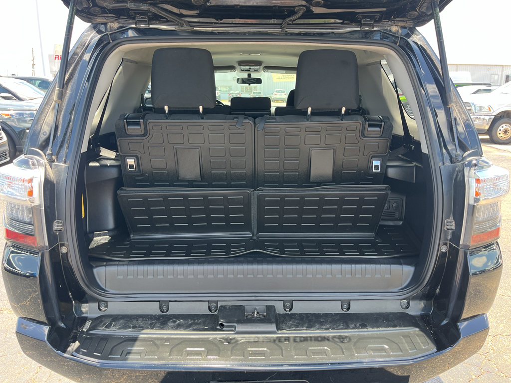 2019 Toyota 4Runner representative vehicle photo