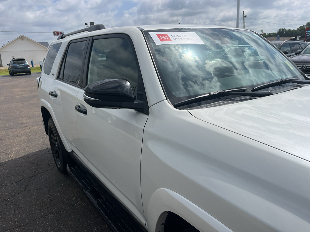 2021 Toyota 4Runner representative vehicle photo