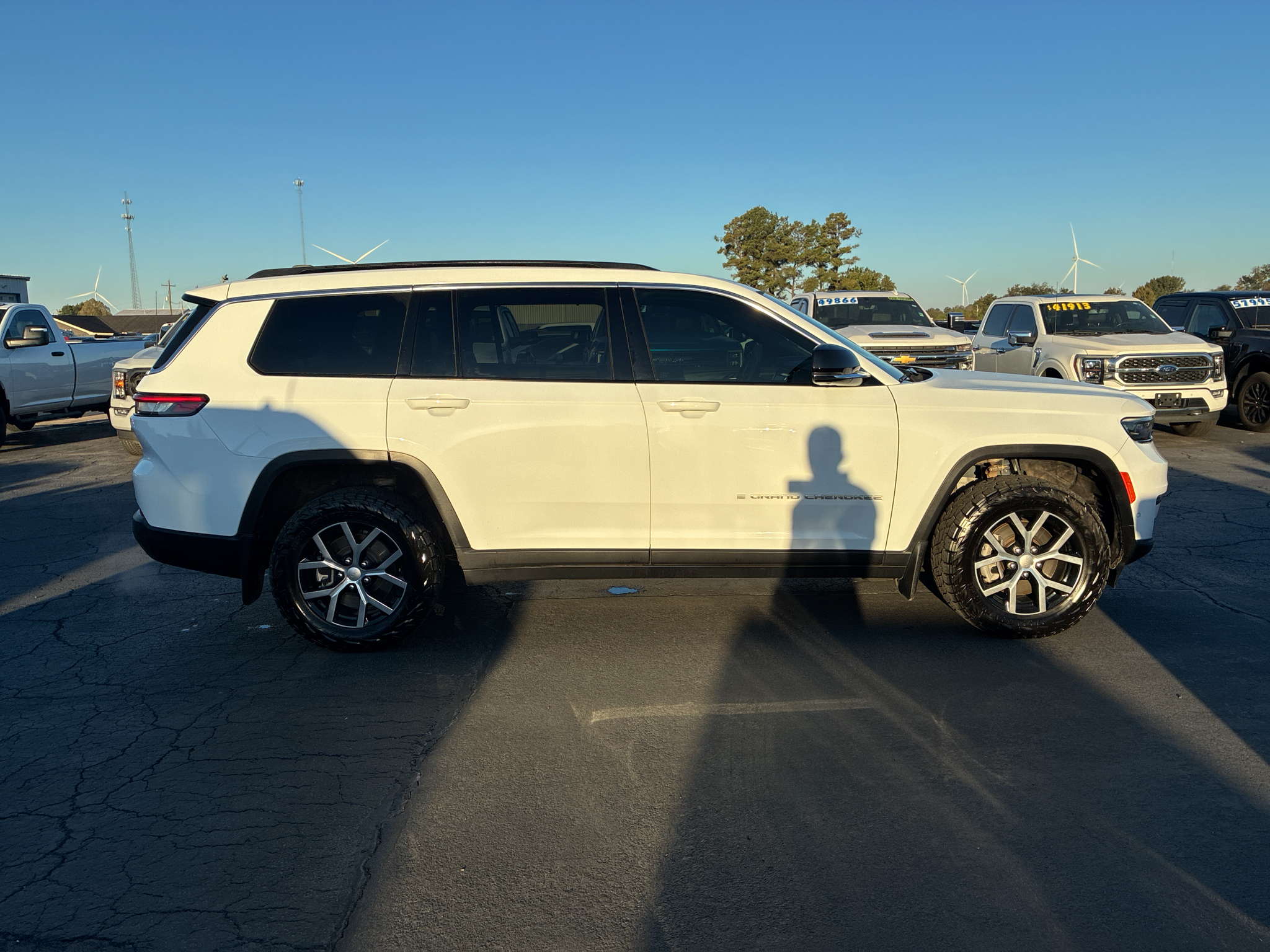 2024 Jeep Grand Cherokee L Limited photo 4
