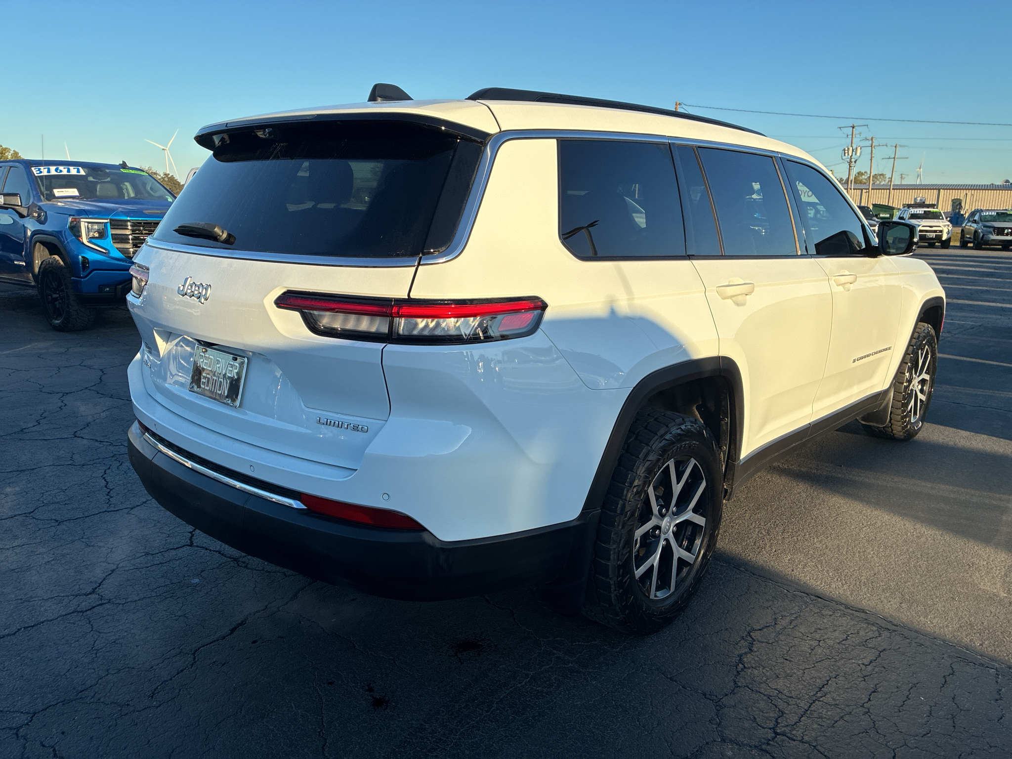 2024 Jeep Grand Cherokee L Limited photo 5
