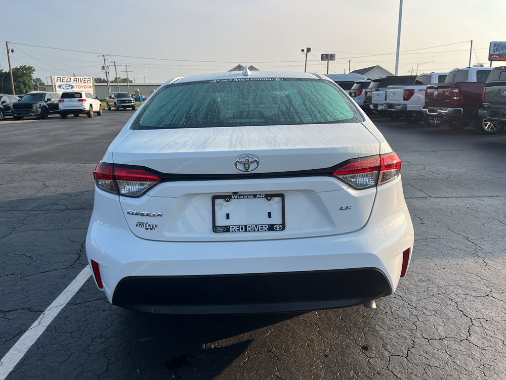2024 Toyota Corolla LE photo 6