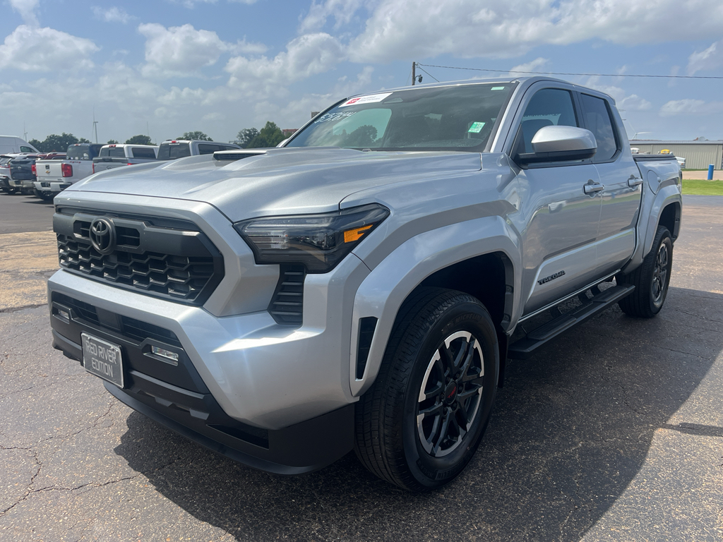 2024 Toyota Tacoma TRD Sport photo 1