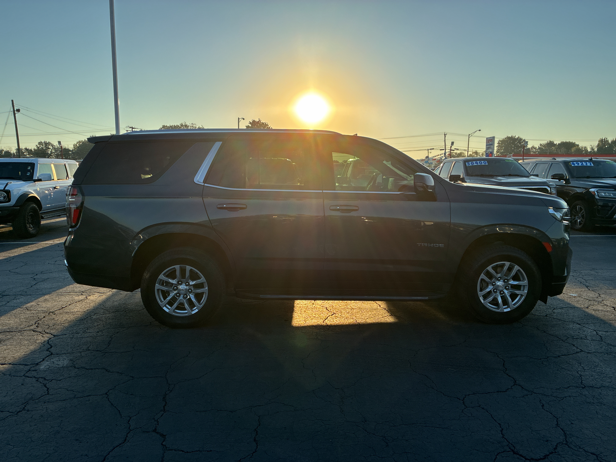 2021 Chevrolet Tahoe LT photo 3