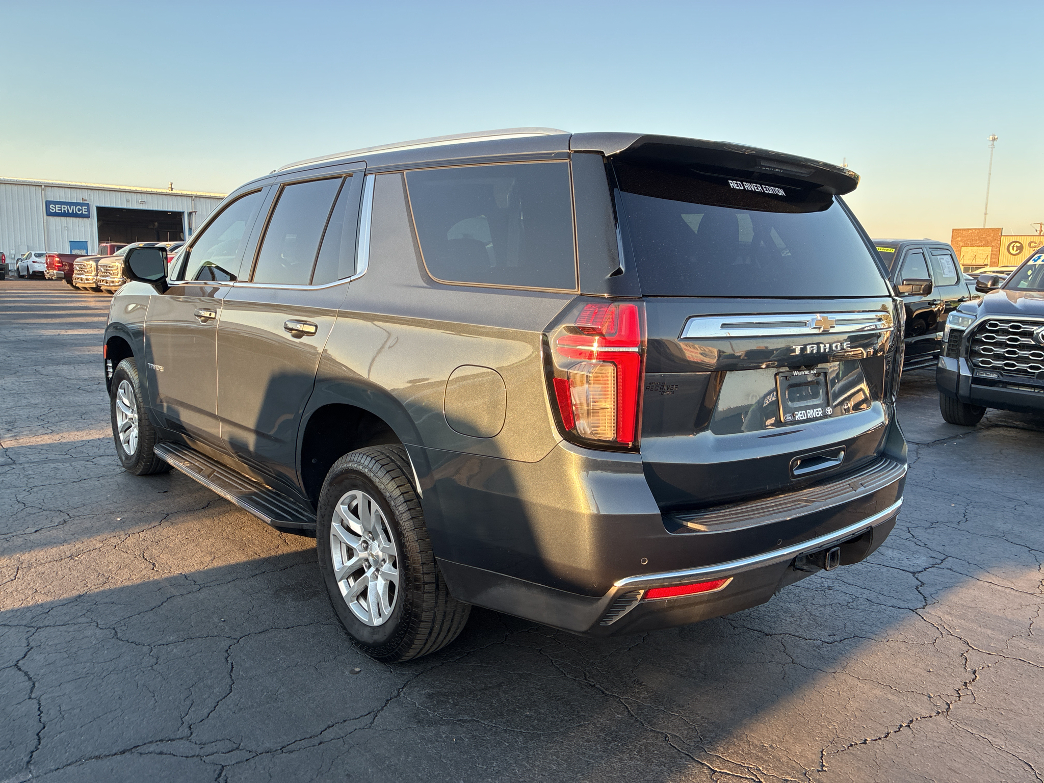 2021 Chevrolet Tahoe LT photo 6