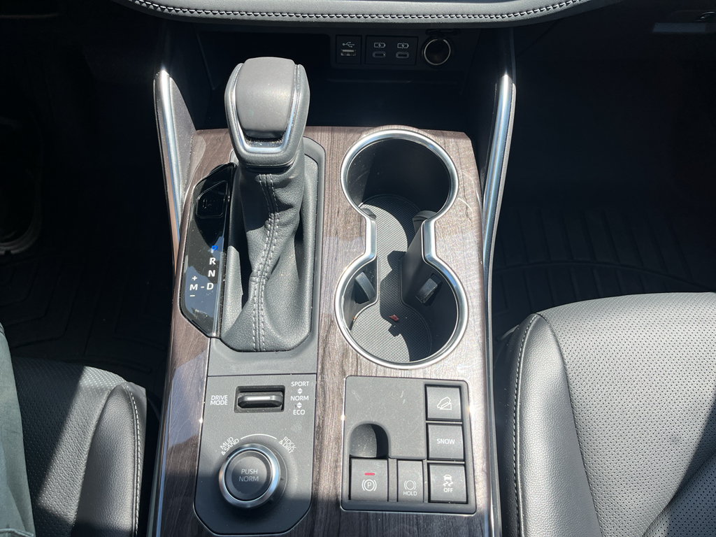 2026 Toyota Highlander representative vehicle photo