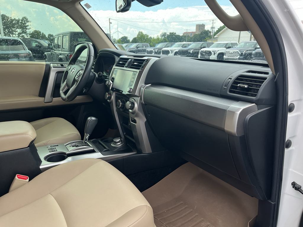 2020 Toyota 4Runner representative vehicle photo