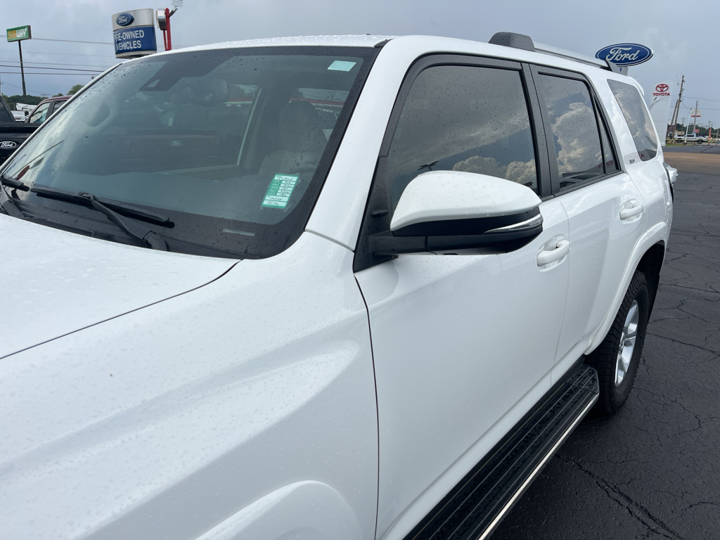 2020 Toyota 4Runner representative vehicle photo