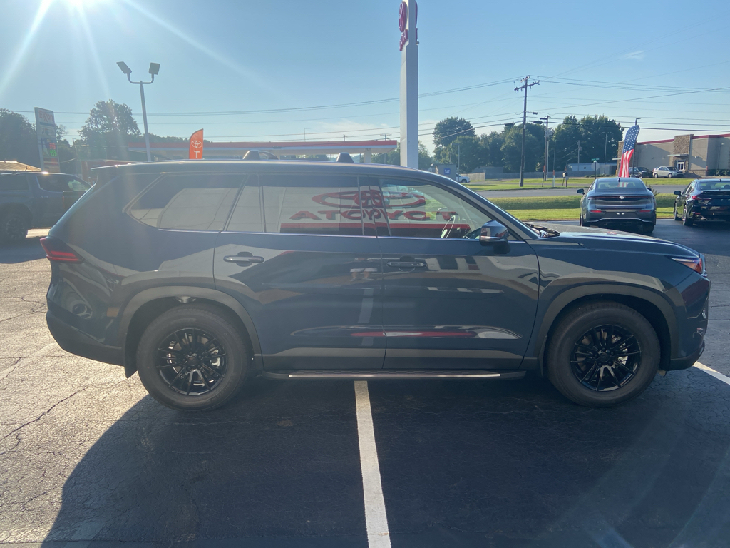2026 Toyota Grand Highlander XLE photo 6