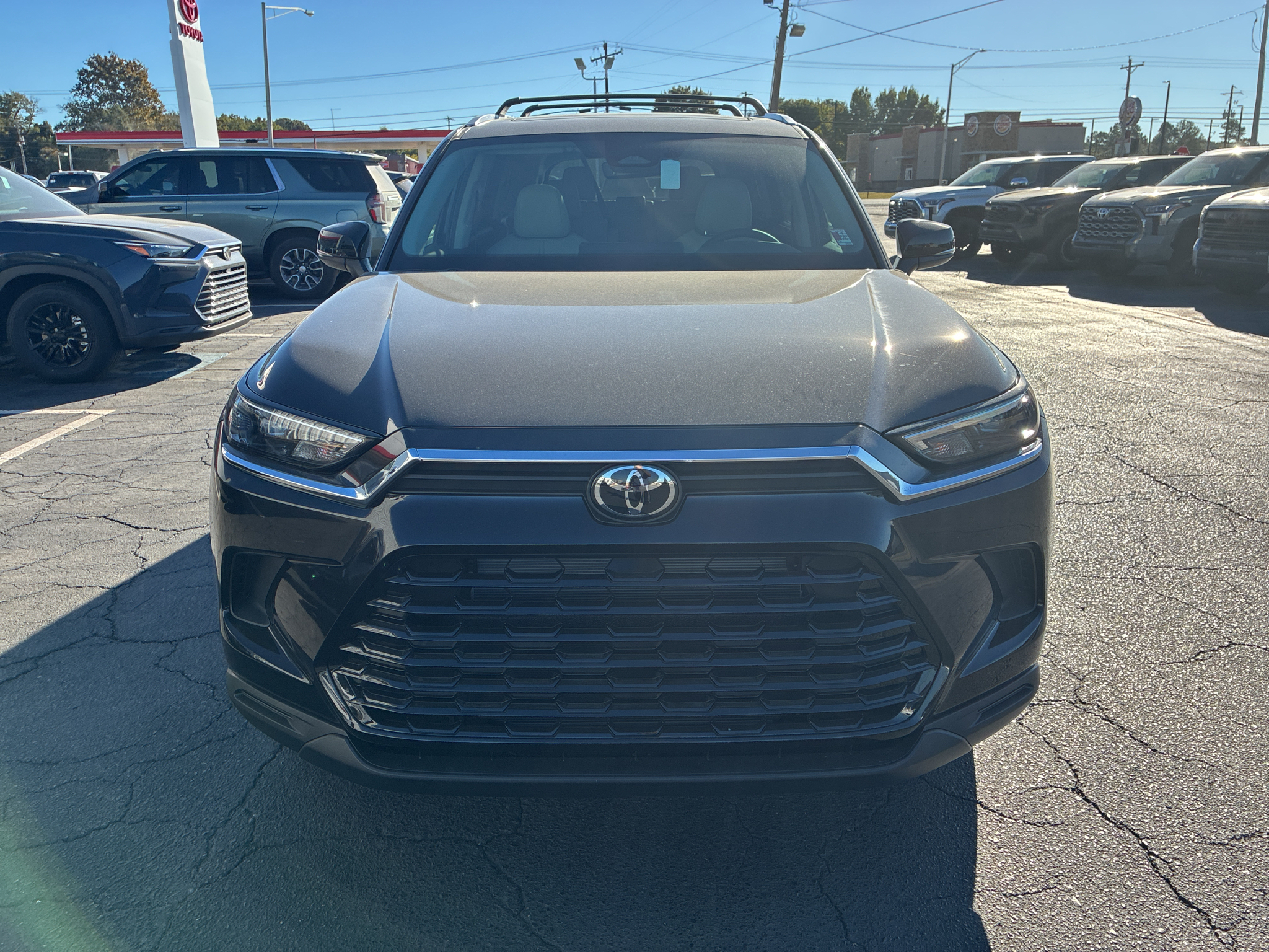 2026 Toyota Grand Highlander XLE photo 2