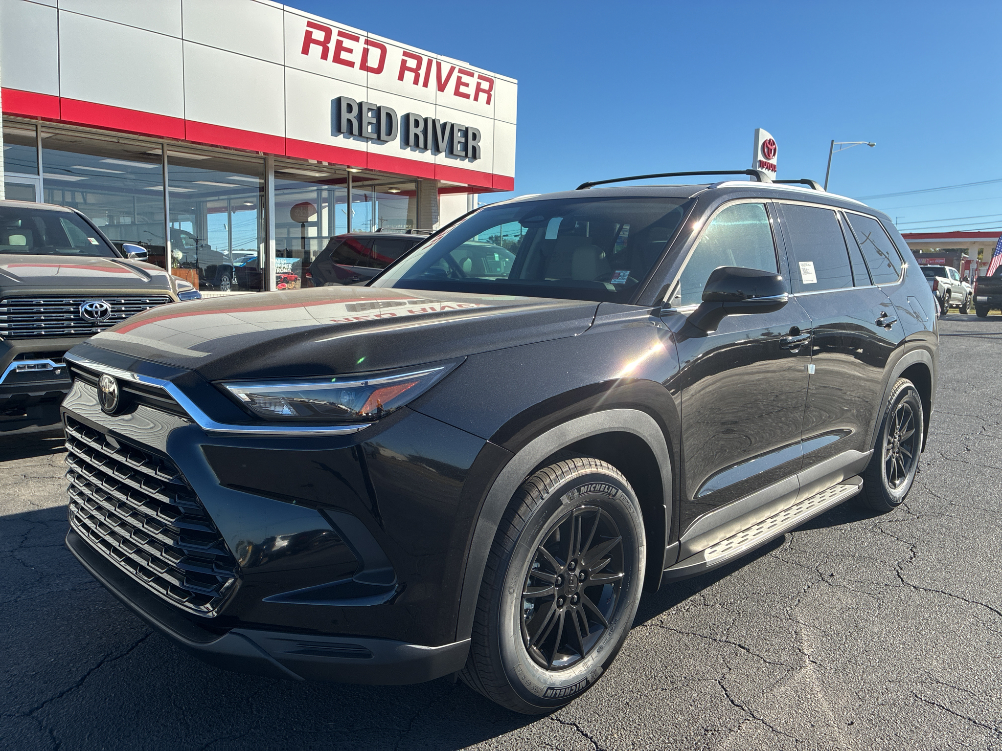 2026 Toyota Grand Highlander XLE photo 1