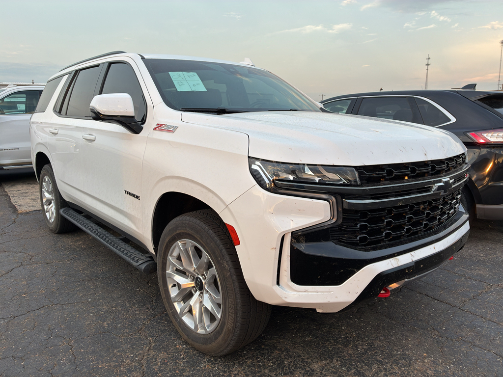 2022 Chevrolet Tahoe Z71 photo 2