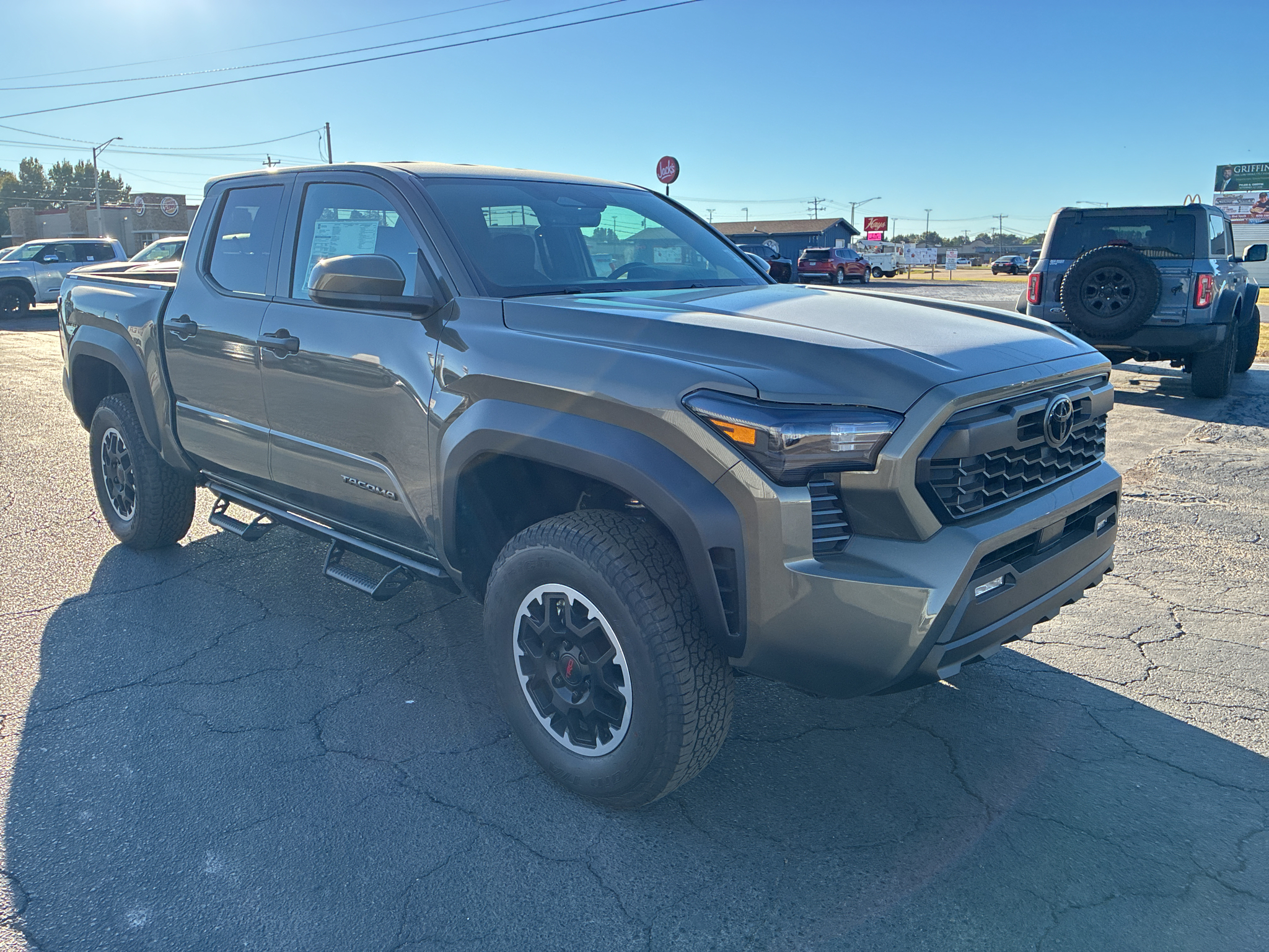 2026 Toyota Tacoma TRD Off Road photo 3