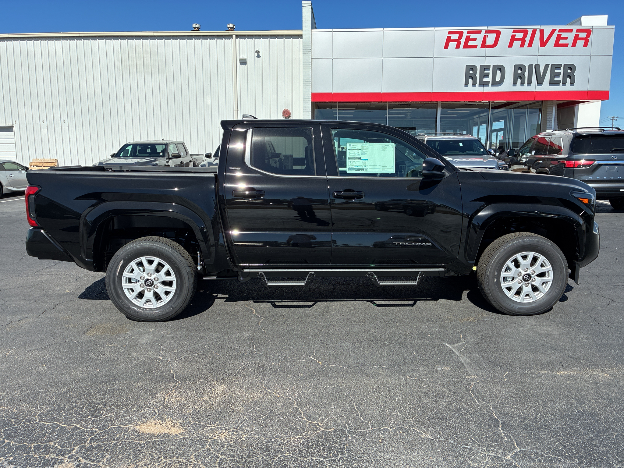 2026 Toyota Tacoma SR5 photo 4