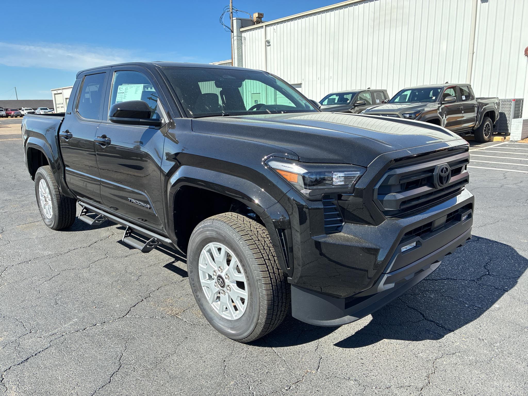 2026 Toyota Tacoma SR5 photo 3