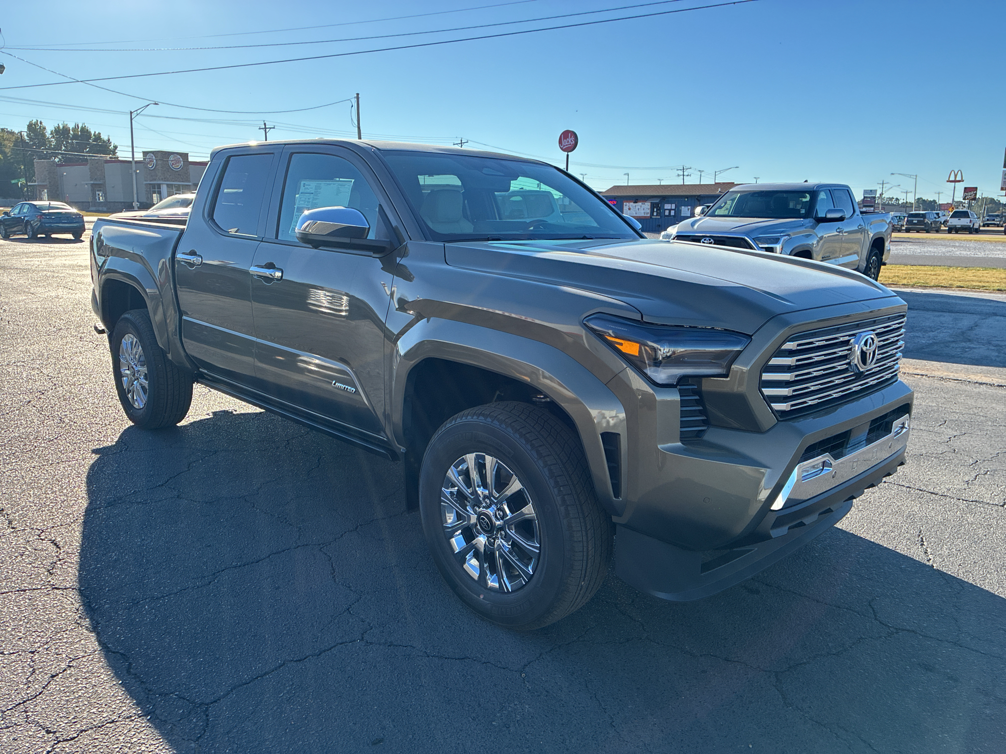 2026 Toyota Tacoma Limited photo 3