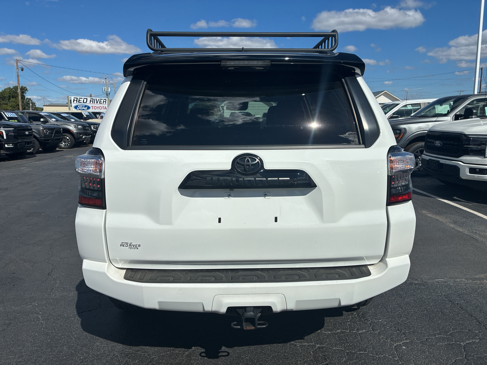 2021 Toyota 4Runner Venture photo 6